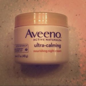 NWOT AVEENO ULTRA-CALMING NOURISHING NIGHT CREAM